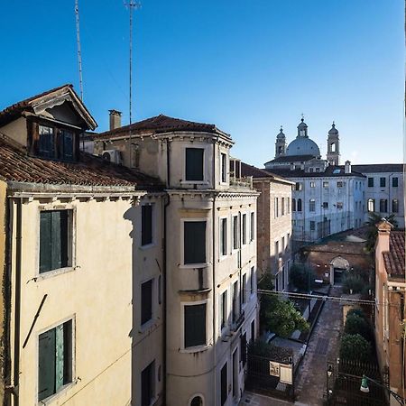 Mansardina - 1 Min From Accademia - Duplex Stylish And Cosy Apartment Venice Exterior photo